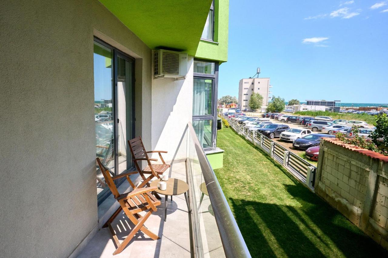 Fancy Apartment In Spa N Pool Beach Resort Мамая Экстерьер фото